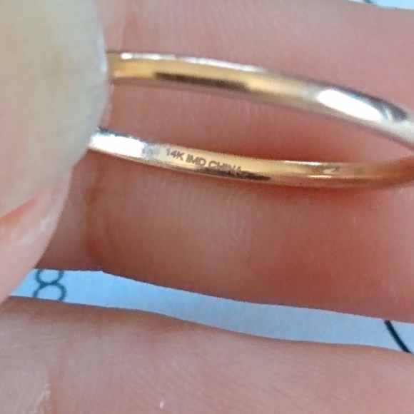 14k rose gold band stackable - Picture 3 of 3